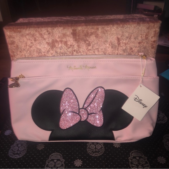 Disney Minnie Mouse pink cosmetic makeup bag - Picture 2 of 10